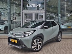 Toyota Aygo X - 1.0 VVT-i S-CVT Envy CVT Automaat Navigatie | Climate Control | Draadloze oplader | Two To