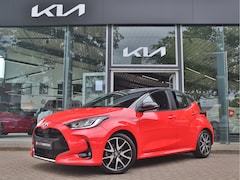 Toyota Yaris - 1.5 Hybrid Executive Launch Edition | Bi-Tone | Head-up Display | Stoelverwarming | Camera