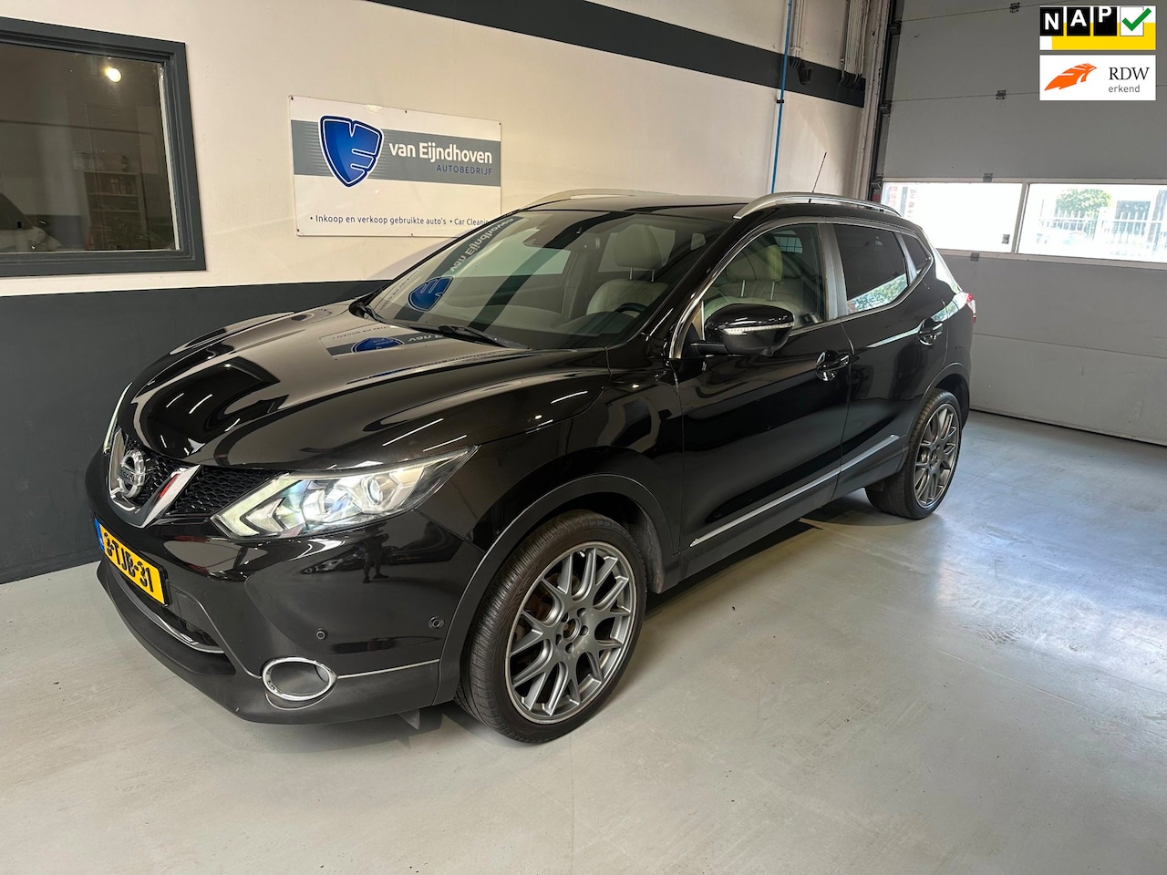 Nissan Qashqai - 1.2 Premier Edition Alcantara|Pano|BBS - AutoWereld.nl