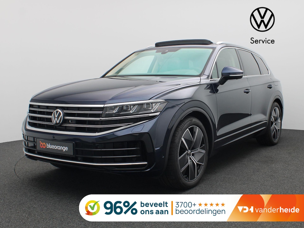 Volkswagen Touareg - 3.0 TSi eHybrid 4MOTION Elegance 381PK DSG Panorama dak, Trekhaak, Luchtvering, Nachtzicht - AutoWereld.nl