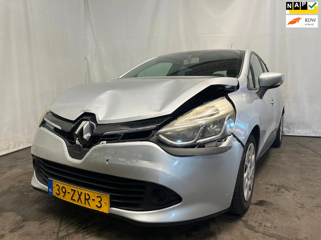 Renault Clio - 1.5 dCi ECO Expression SCHADEAUTO!! - AutoWereld.nl