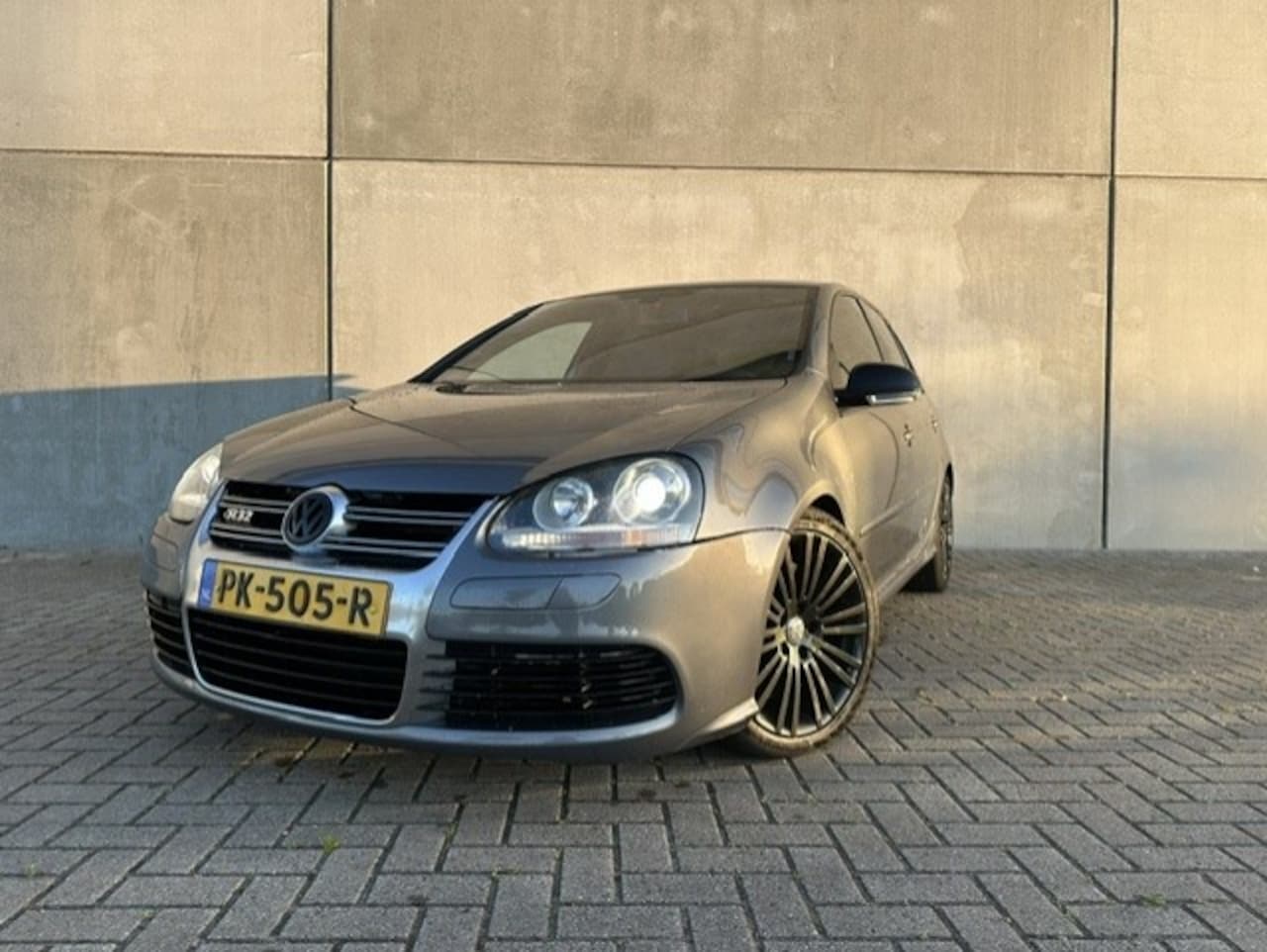 Volkswagen Golf - 3.2 R32 3.2 R32 - AutoWereld.nl