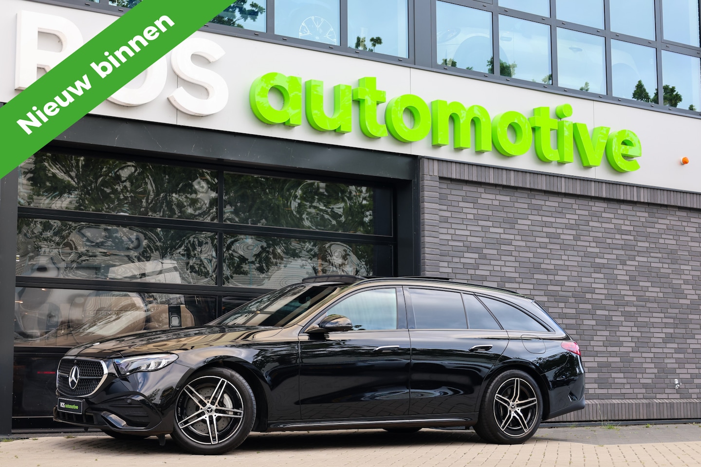 Mercedes-Benz E-klasse Estate - 300 e AMG Line | BTW | PANO | 360 | - AutoWereld.nl
