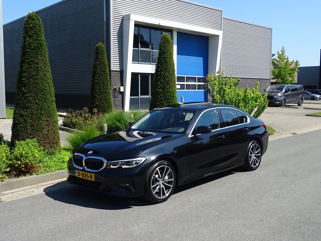 BMW 3-serie - 330i High Executive Edition | Opendak | 360 Camera | 100% Onderhouden - AutoWereld.nl