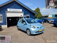 Toyota Aygo - 1.0-12V