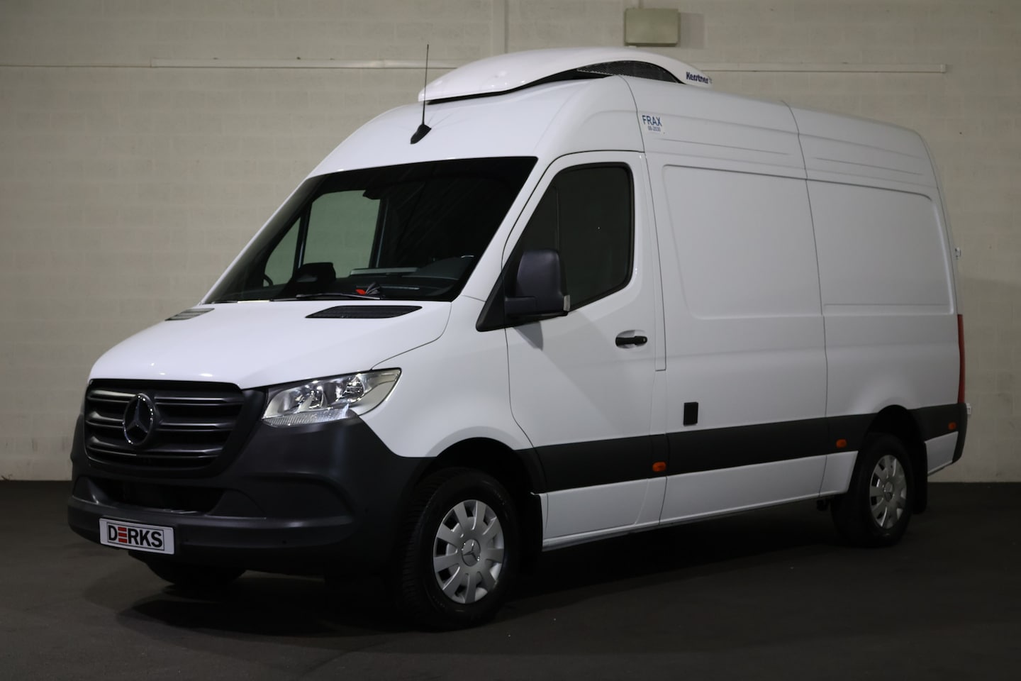 Mercedes-Benz Sprinter - 317 CDI L2 H2 Automaat Koelwagen Dag en Nacht - AutoWereld.nl