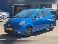 Toyota Aygo - 1.0-12V Dynamic Navigator AUTOMAAT UNIEK NAP ALLE OPTIES