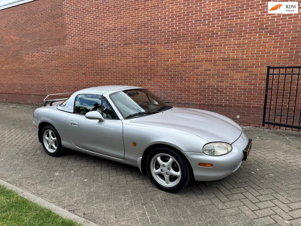 Mazda MX-5 - 1.6i Hardtop Airco - AutoWereld.nl