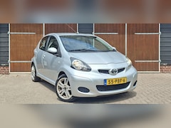 Toyota Aygo - 1.0-12V Comfort Nav | Airco | 5 deurs | Lichtmetaal | NAP | Elek