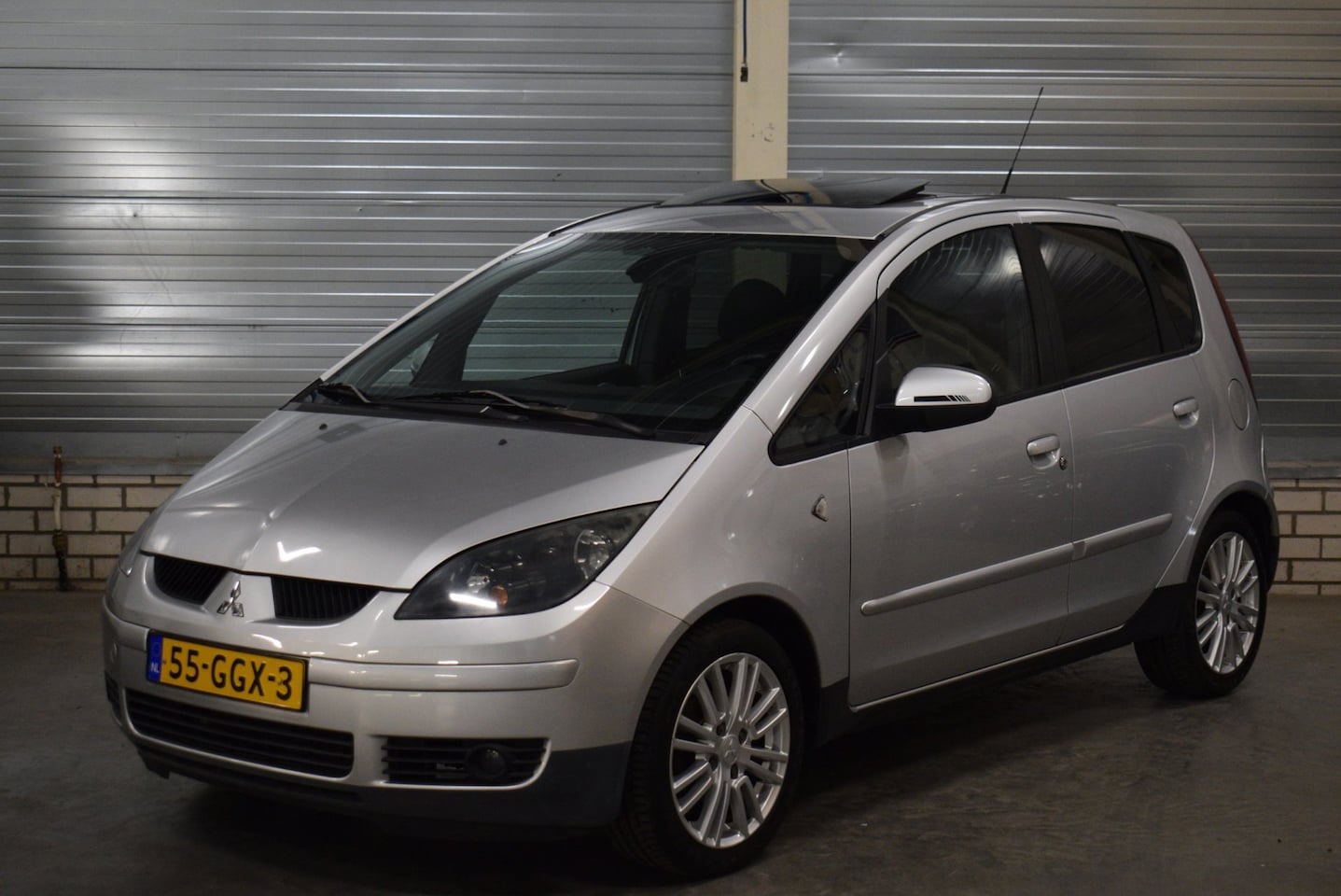 Mitsubishi Colt - 1.5 Sky 90.000KM!! + Schuifkanteldak - AutoWereld.nl