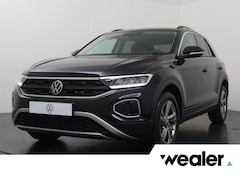 Volkswagen T-Roc - 1.5 TSI Life | 150 PK | Trekhaak afneembaar | Adaptive Cruise Control | Achteruitrijcamera