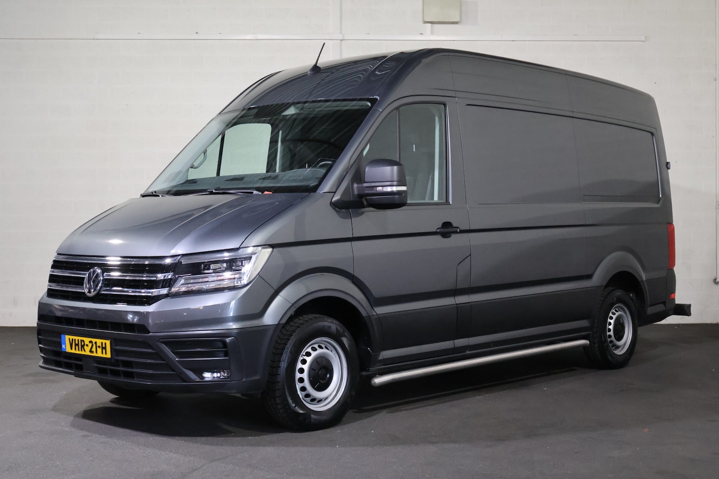 Volkswagen Crafter - 2.0 TDI 177pk L3 H3 Automaat Led - AutoWereld.nl