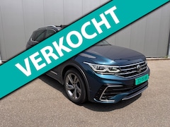 Volkswagen Tiguan - 2.0 TDI R-Line Business+ PANORAMA NAVI CLIMACAR PLAY enz