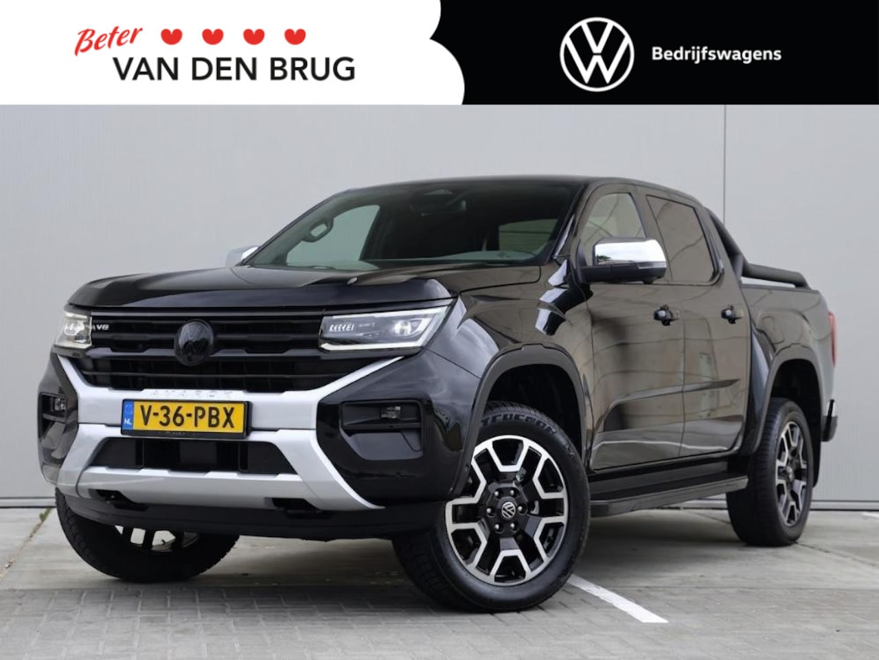 Volkswagen Amarok - 3.0 TDI V6 204pk 4Motion Aventura | Harman / Kardon | Roll bar | 360 Camera | Treeplanken - AutoWereld.nl