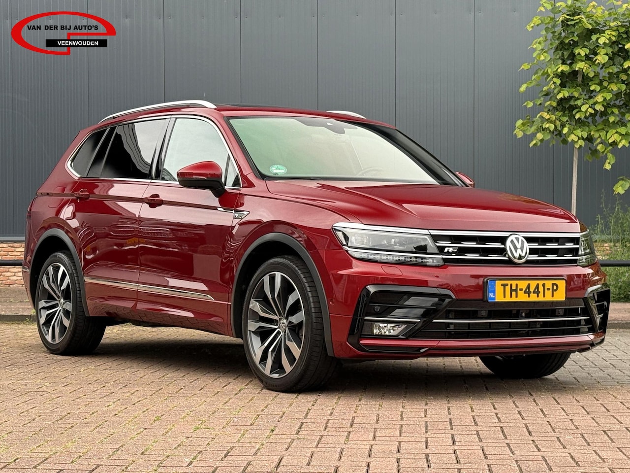 Volkswagen Tiguan Allspace - 1.4 TSI Highline Business R 7p. / 86dkm / 1ste eigenaar - AutoWereld.nl
