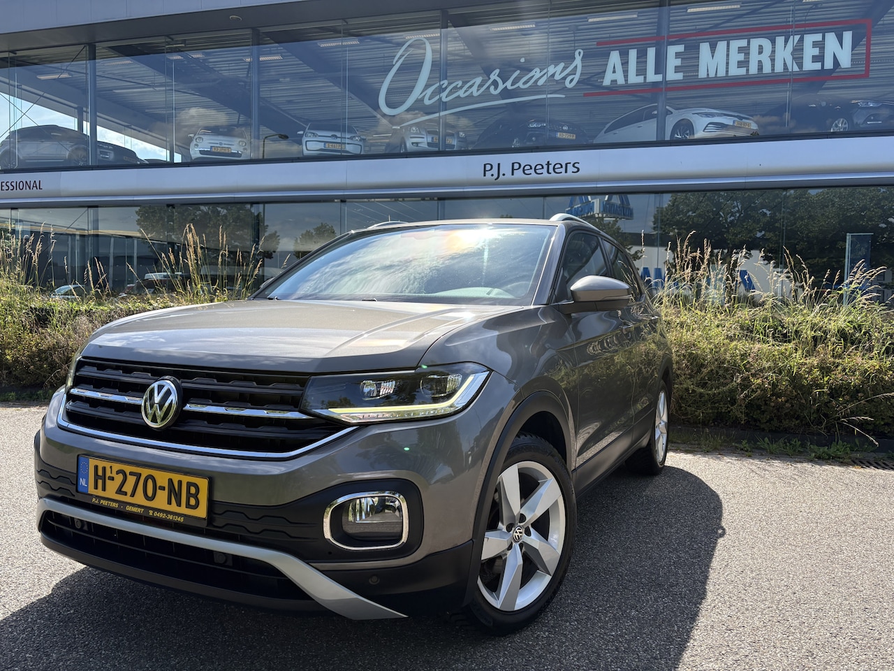 Volkswagen T-Cross - 1.0 TSI Style Airco - Parkeersensoren - Navigatie - Licht metalen velgen 17 inch - Dodehoe - AutoWereld.nl