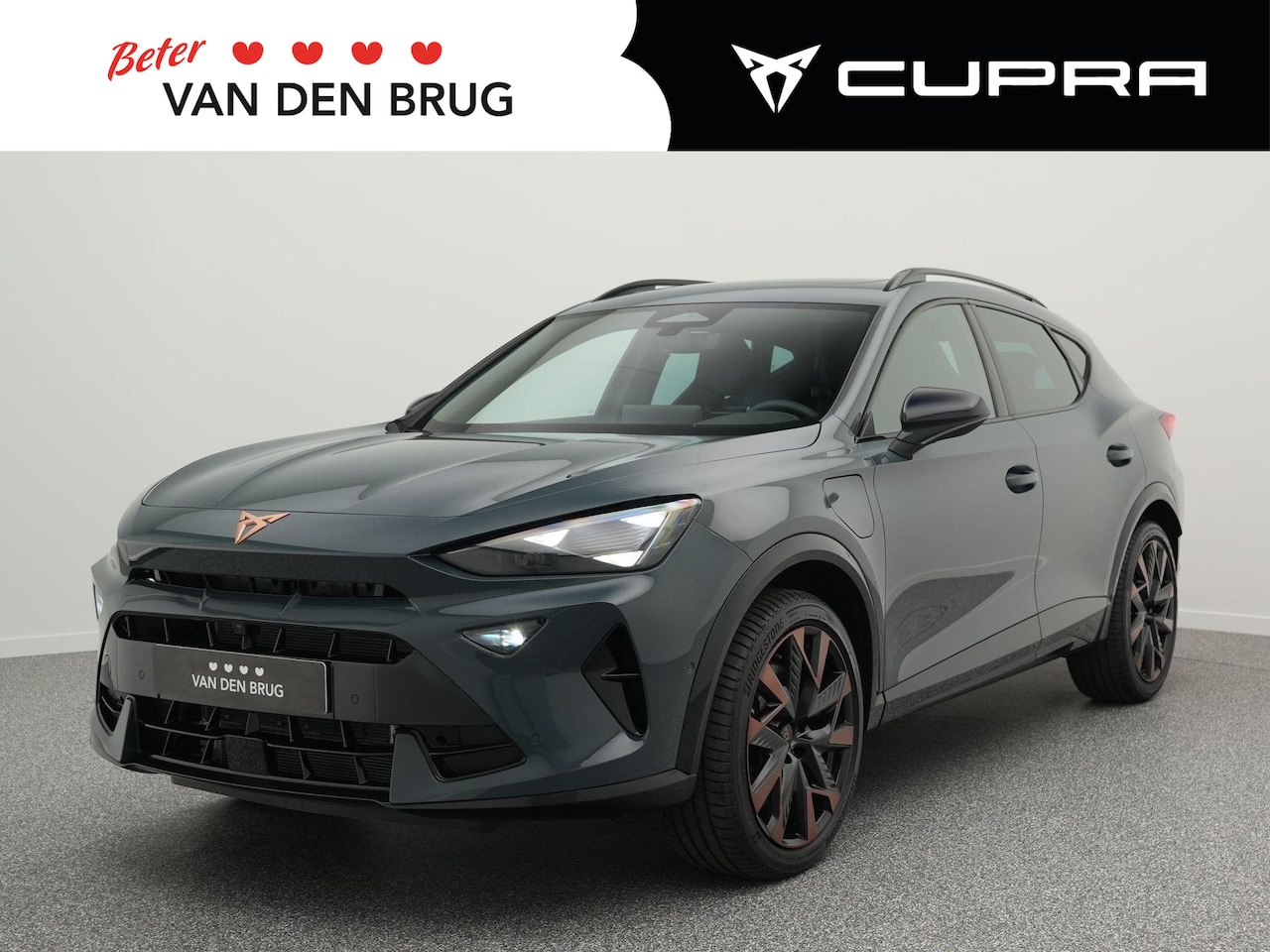CUPRA Formentor - 1.5 TSI e-Hybrid VZ 272PK | SennHeiser Audio | Panoramadak | 360 Camera | Dodehoeksensoren - AutoWereld.nl