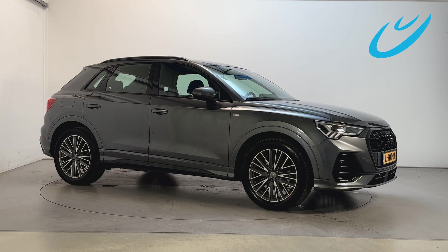 Audi Q3 - 35 TFSI S Edition Trekhaak Navigatie Leder-Stof LED Parkeersensoren - AutoWereld.nl