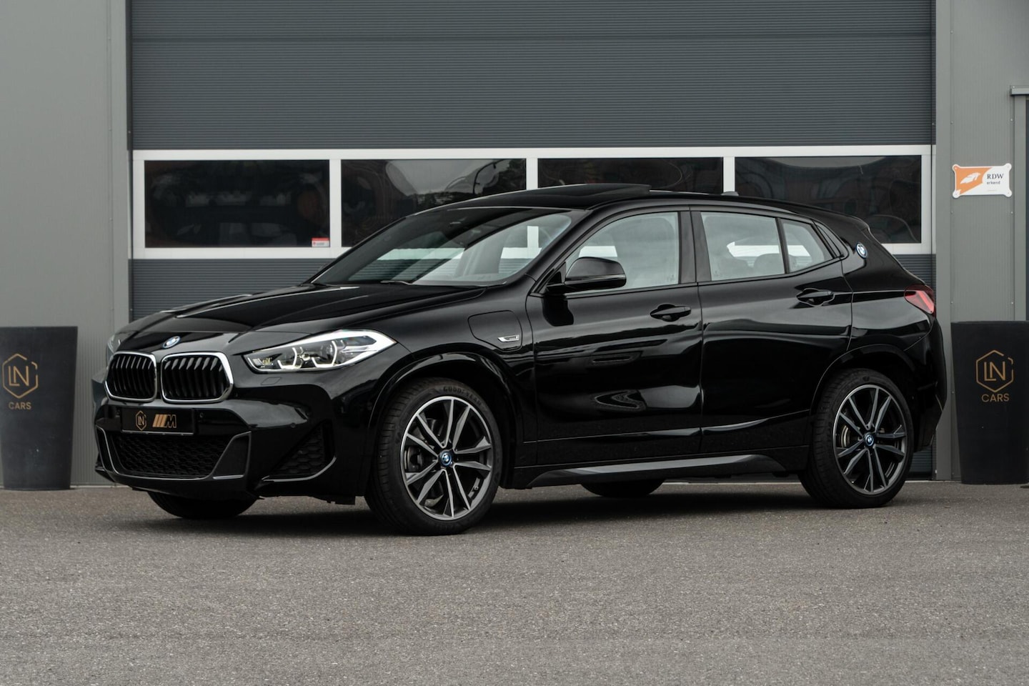 BMW X2 - xDrive25e | Pano| DAB | Apple carplay | HUD - AutoWereld.nl