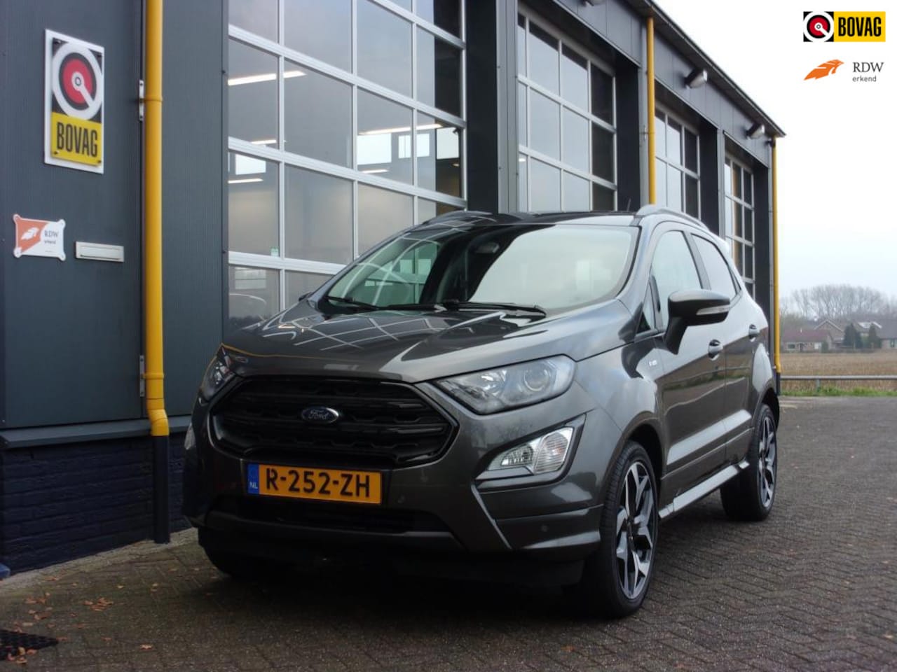 Ford EcoSport - 1.0/125pk Automaat ST-Line Winterpakket BLIS NAV PDC VenA Elek Schuifdak - AutoWereld.nl