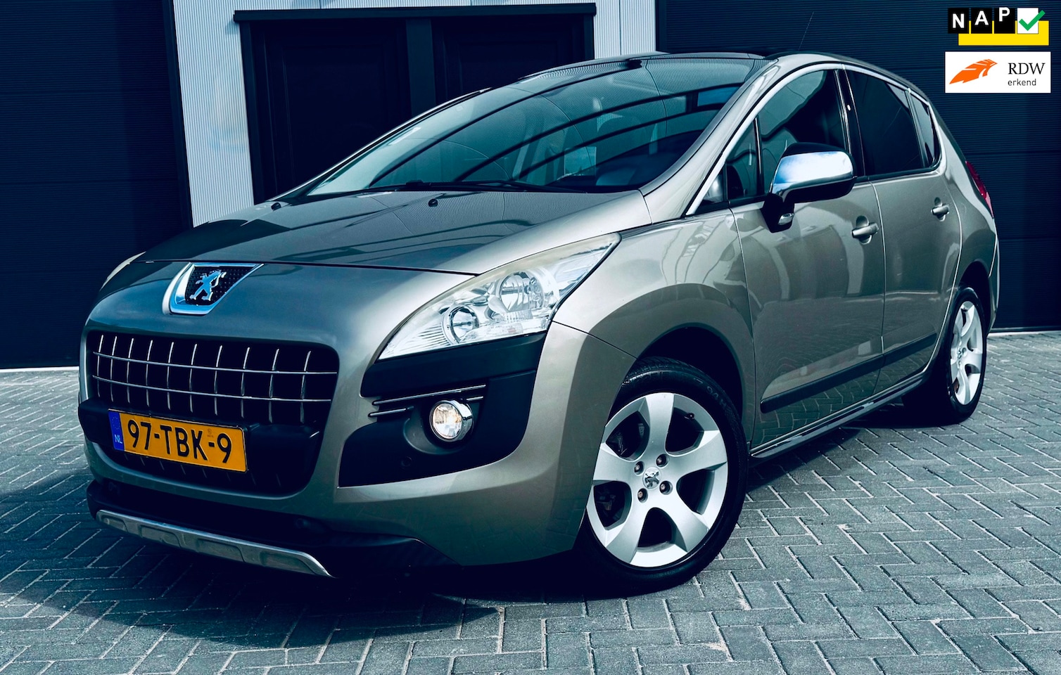 Peugeot 3008 - 1.6 THP Allure /D-Ketting V.V /Automaat/ RIJKLAAR/ - AutoWereld.nl
