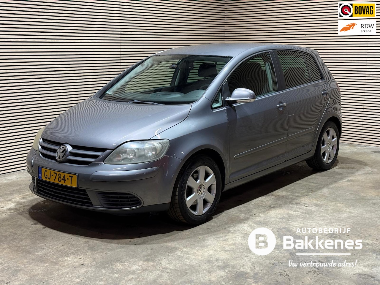Volkswagen Golf Plus - 1.6 FSI Optive 3 | Airco | Cruise | DAB+ - AutoWereld.nl