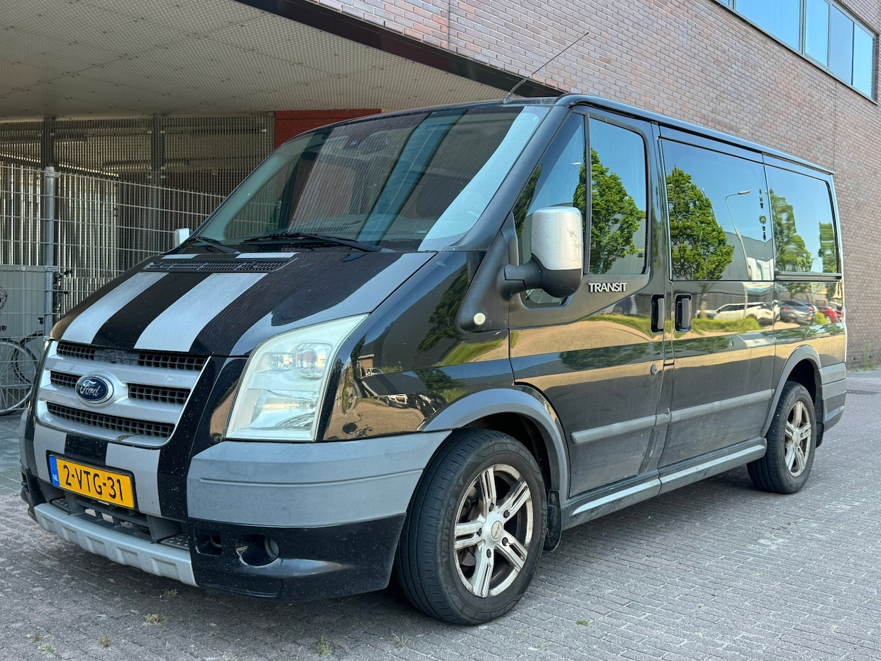 Ford Transit - 260S 2.2 TDCI Sport Van DC 260S 2.2 TDCI Sport Van DC - AutoWereld.nl