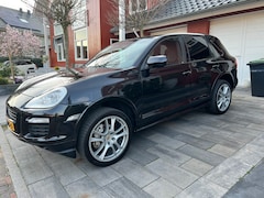 Porsche Cayenne - 4.8 S
