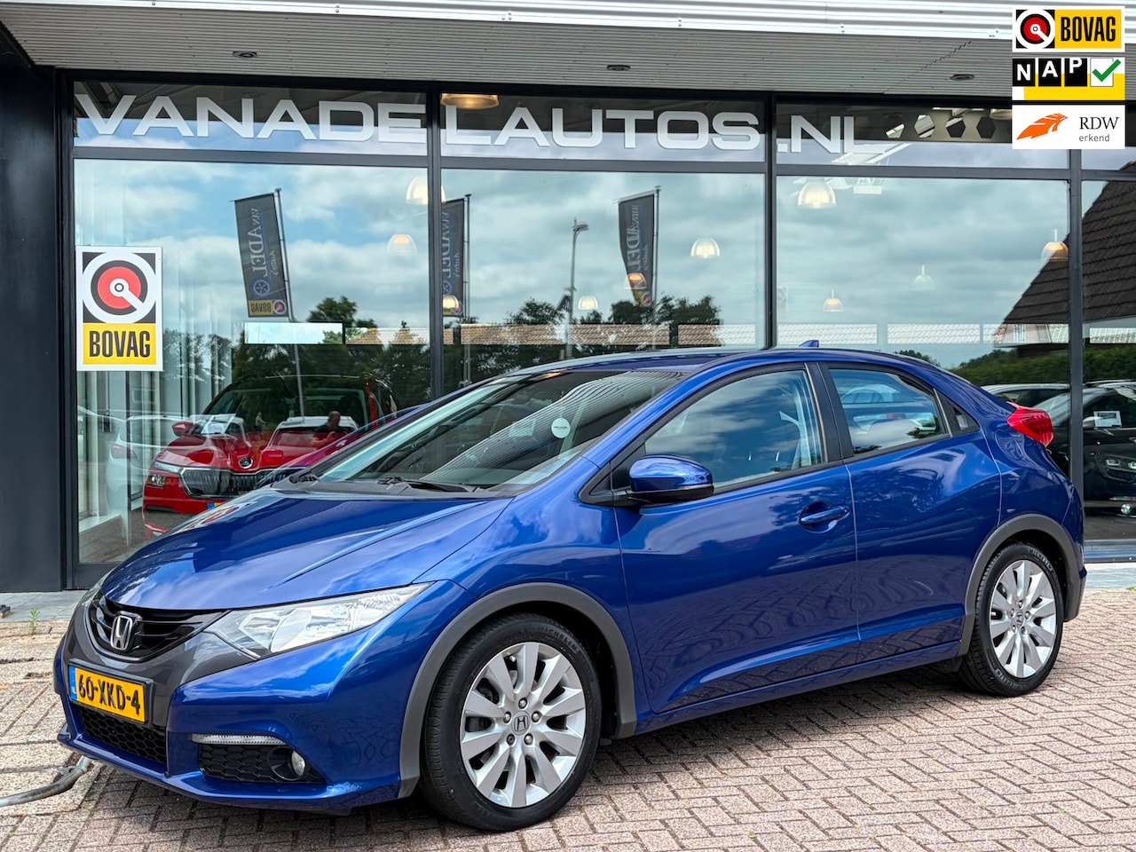 Honda Civic - 1.4 Sport 90d-KM! Navi App-Connect Camera Cruise Clima NL-Auto NAP Dealeronderhouden! - AutoWereld.nl