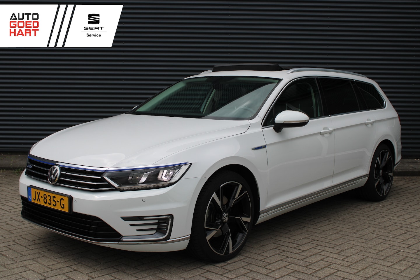 Volkswagen Passat Variant - 1.4 TSI GTE Highline Panoradak Leer/Alcantara Adaptive-Cruise Car-Play - AutoWereld.nl