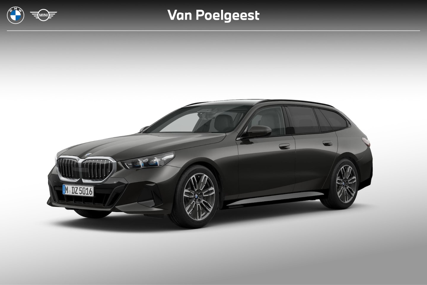BMW 5-serie Touring - 520i | M-Sport | Comfort Pack | Harman/Kardon | Trekhaak | Stoelventilatie - AutoWereld.nl