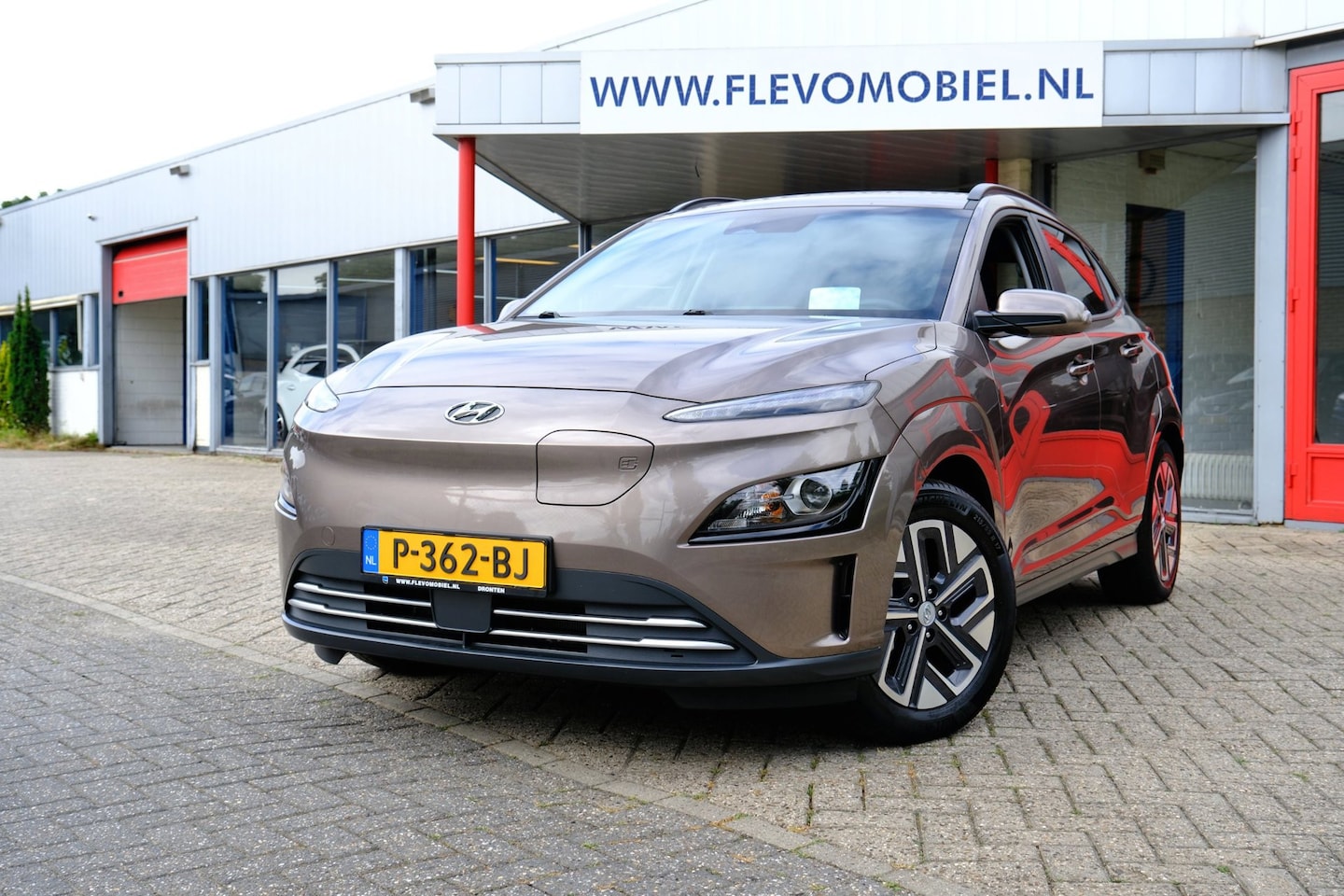 Hyundai Kona Electric - EV Fashion 64 kWh Aut. Navi|1e Eig|Cam|Clima|LMV|HUD - AutoWereld.nl