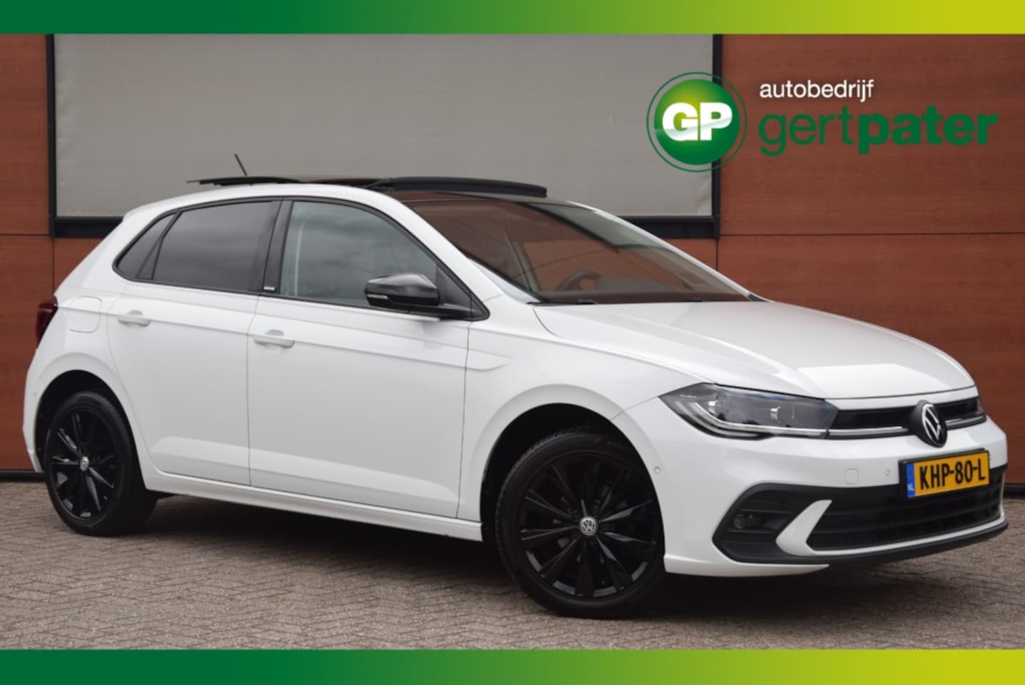 Volkswagen Polo - 1.0TSI Move Pano/Matrix/Camera/Stoelverwarming/LM Velgen/ParkAss - AutoWereld.nl