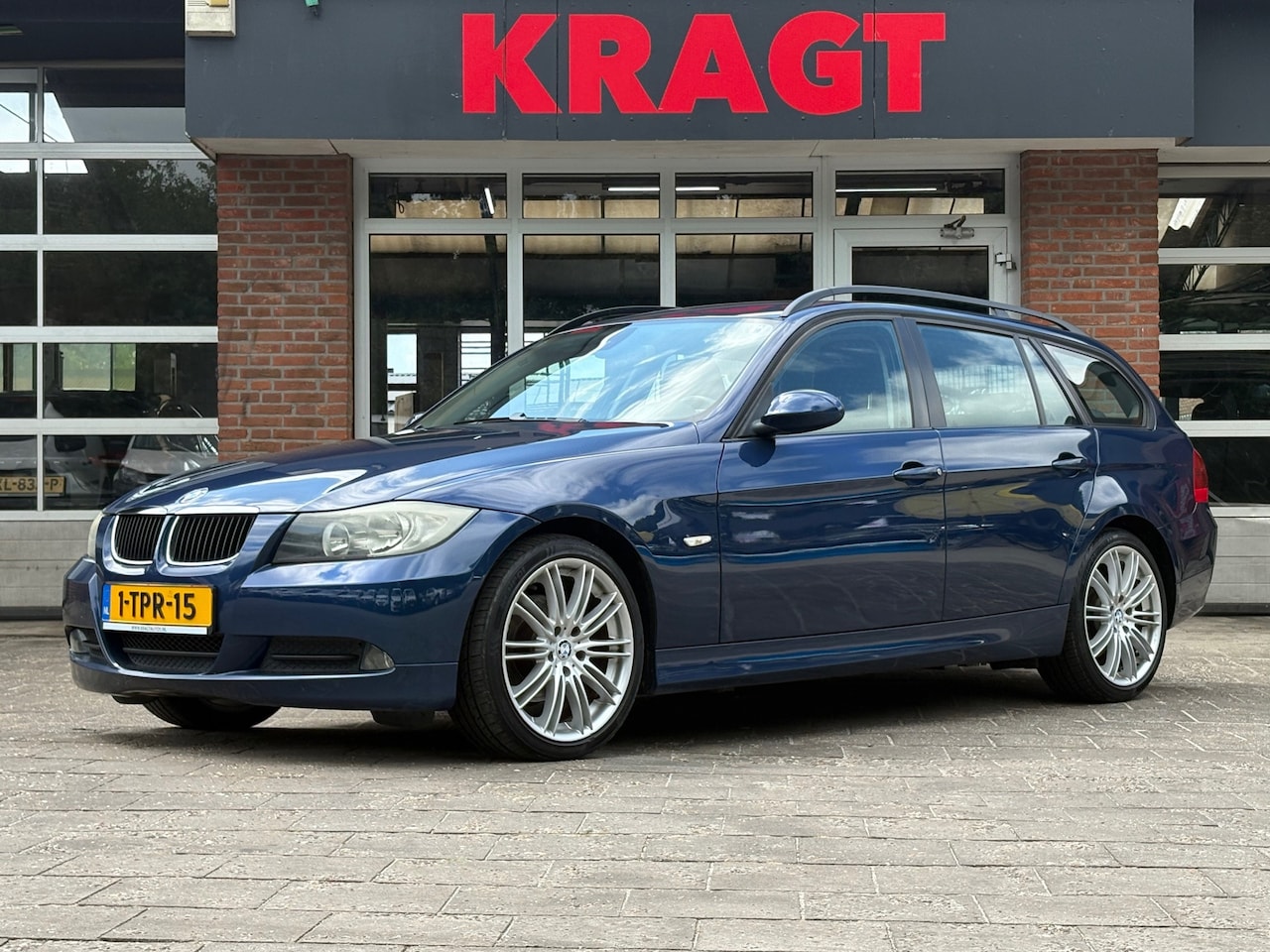 BMW 3-serie Touring - 318i Business Line 318i Business Line - AutoWereld.nl