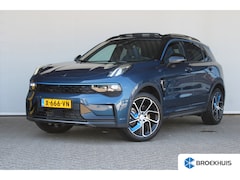 Lynk & Co 01 - 1.5 | Zwarte hemel | Zwarte rolhoes | Panoramadak | Camera | Navigatie | Keyless | ACC | L
