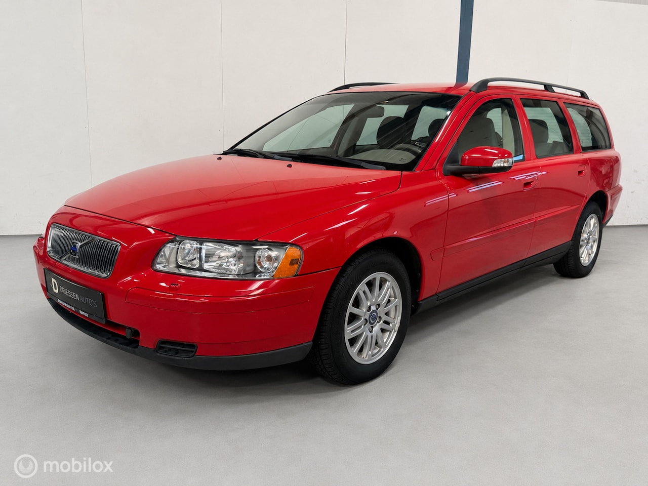 Volvo V70 - 2.4 AUTOMAAT / 1E EIGENAAR / UNIEK 39.500KM - AutoWereld.nl