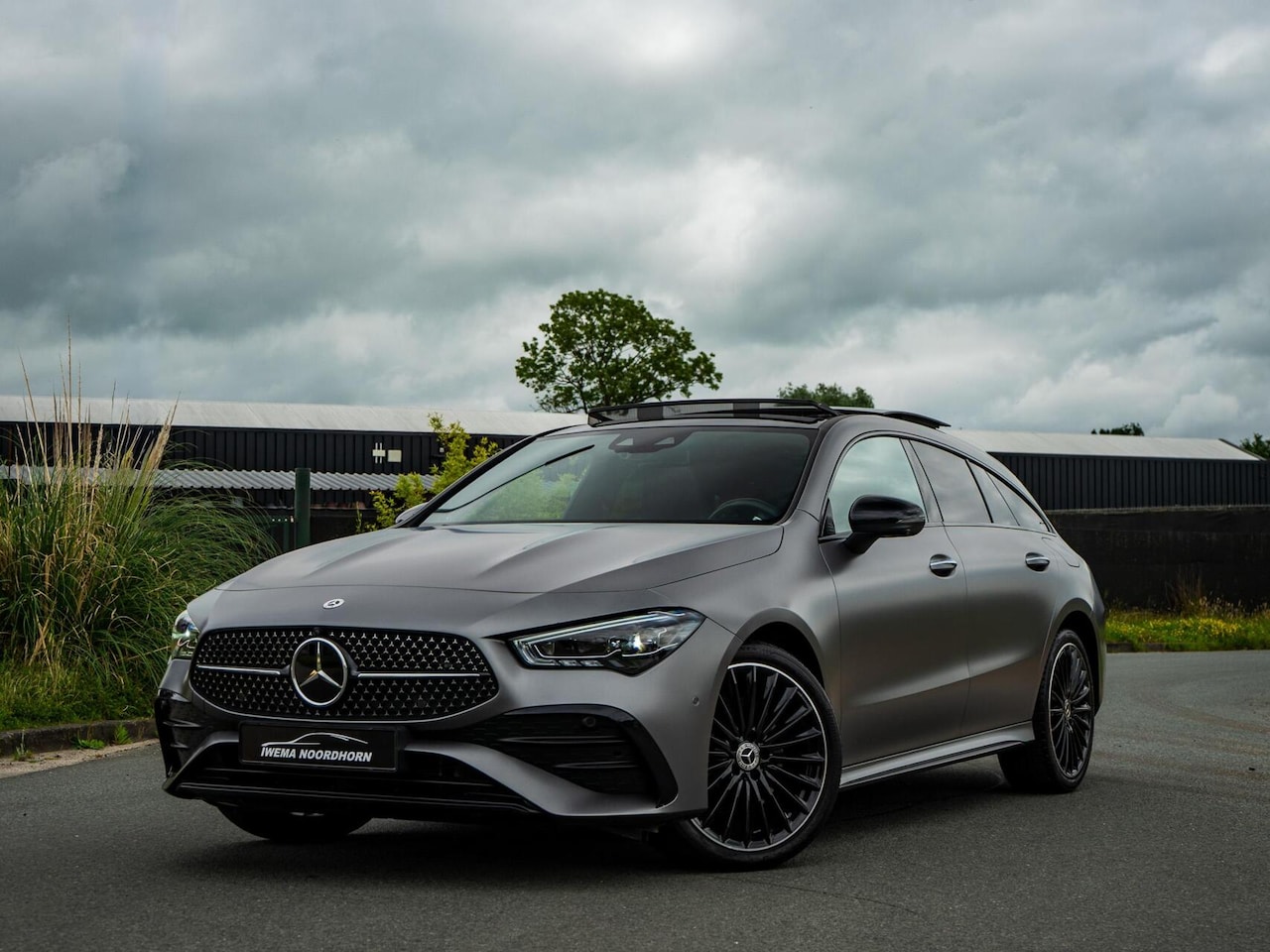 Mercedes-Benz CLA-klasse Shooting Brake - 250 e |Panoramadak|Matrix LED|Stuurverwarming|Trekhaak|Camera 360°|Memory|Sfeerverlichting - AutoWereld.nl