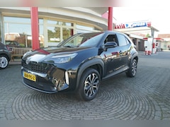 Toyota Yaris Cross - 1.5 HYBR 130 DYNAMIC WINTERPAKKET/NAVIGATIE/CAMERA