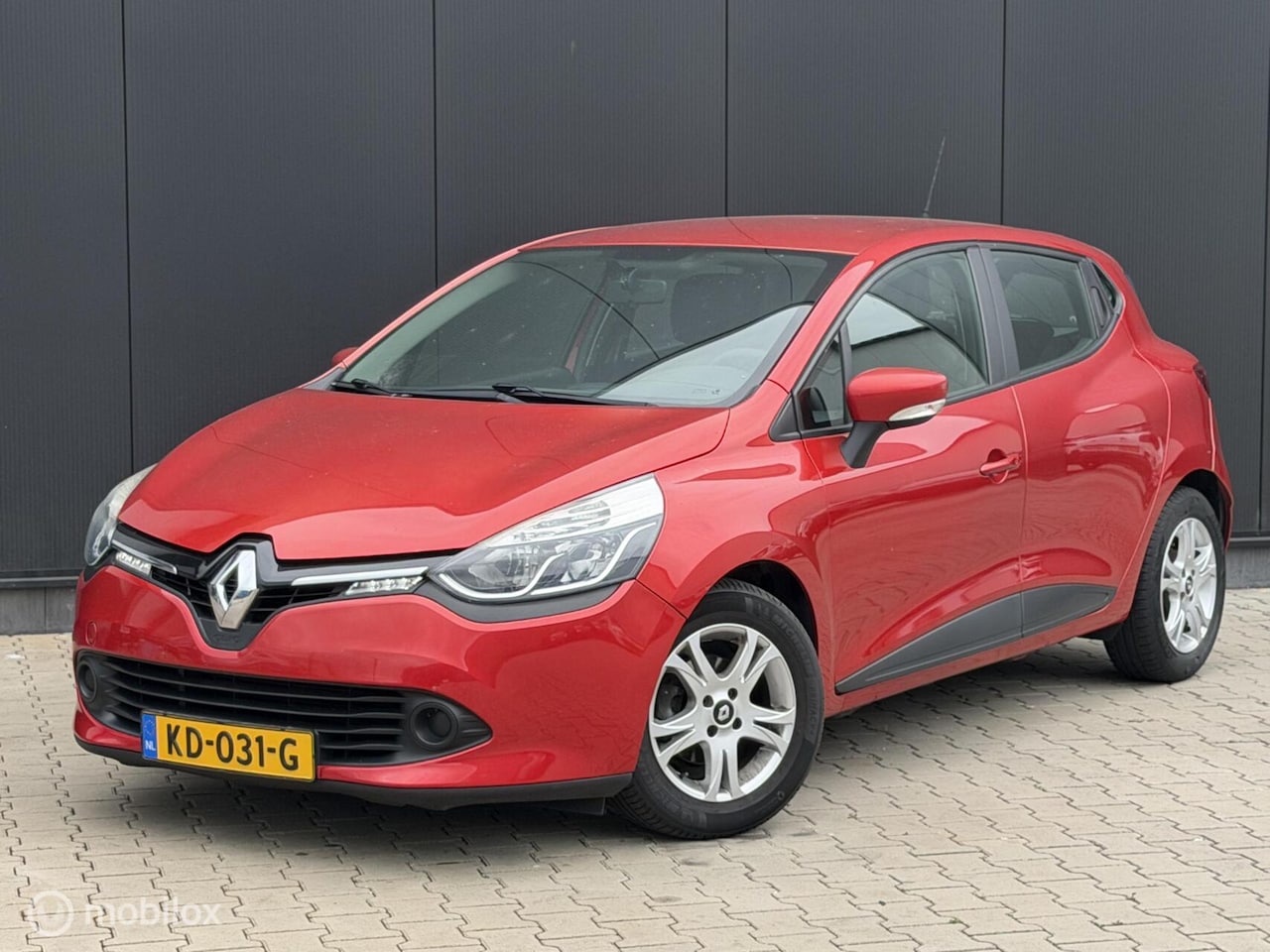 Renault Clio - 0.9 TCe Limited | CRUISE | AIRCO | VELGEN | - AutoWereld.nl