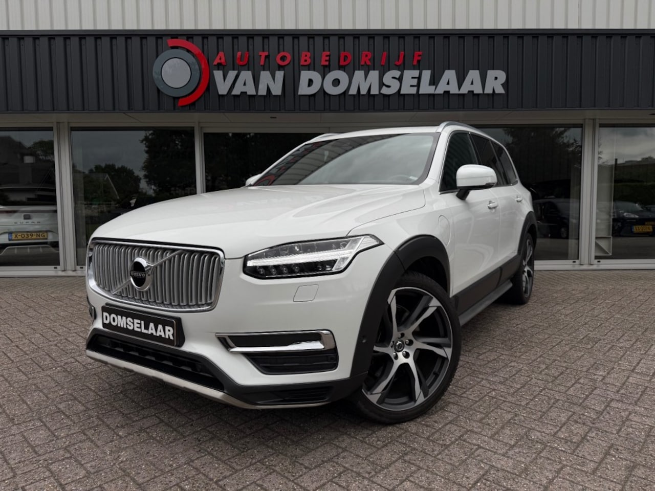 Volvo XC90 - 2.0 T8 Twin Engine AWD Inscription 7-Zitter - Hybrid NL Auto Pano Leder Stoel memory Stoel - AutoWereld.nl