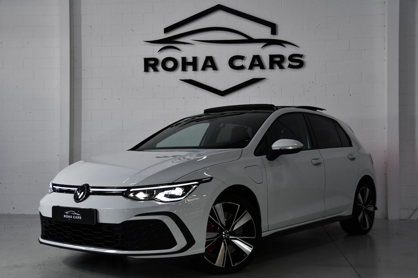 Volkswagen Golf - 1.4 eHybrid GTE Pano*Lane-assist*Sfeer - AutoWereld.nl