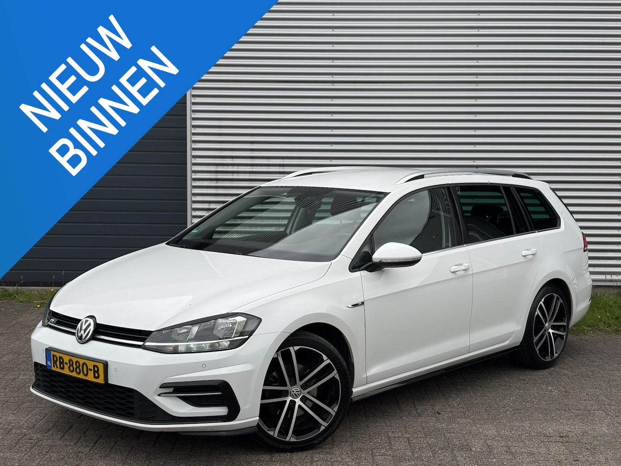 Volkswagen Golf Variant - 1.6 TDI Highline Business R 7.5 / DSG / Virtual Cockpit / Adaptive Cruise / Dynaudio / 201 - AutoWereld.nl