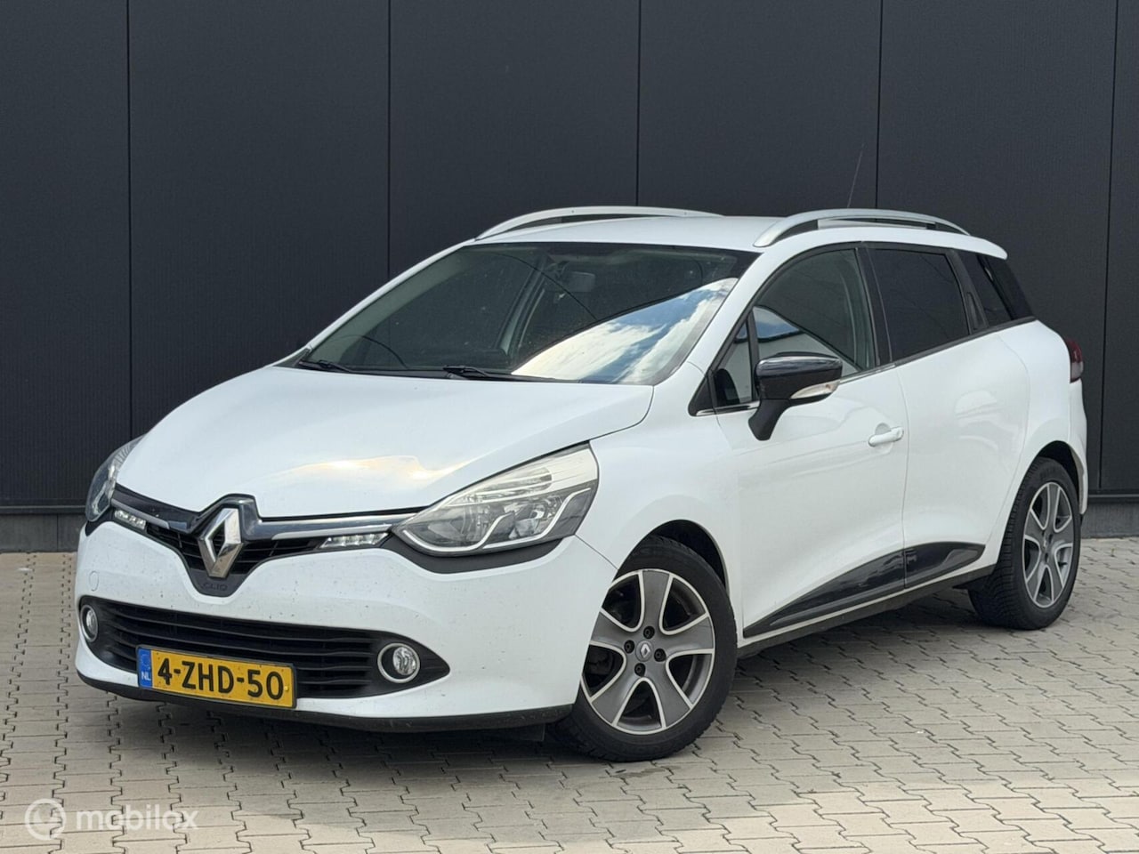 Renault Clio Estate - 1.5 dCi ECO Night&Day | CRUISE | AIRCO | - AutoWereld.nl