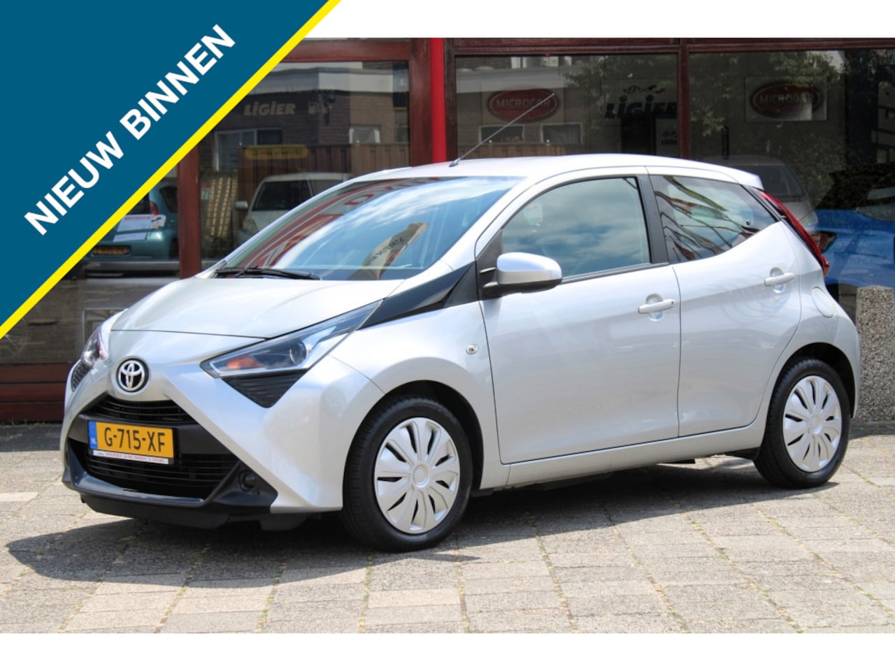 Toyota Aygo - 1.0 VVT-i x-play 1.0 VVT-i x-play - AutoWereld.nl
