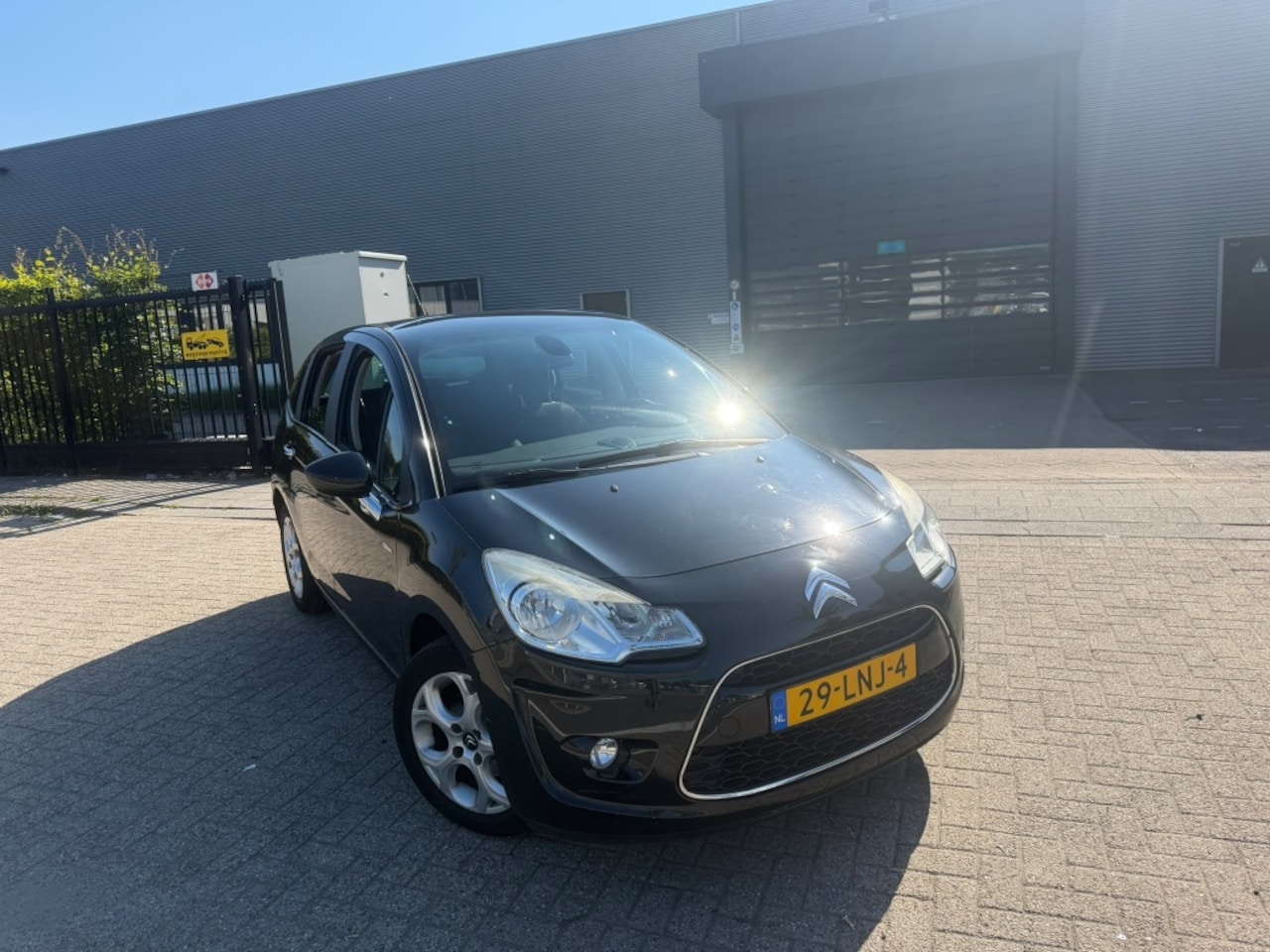 Citroën C3 - 1.6 VTi Exclu Autom Navi Pano Clima Vol - AutoWereld.nl