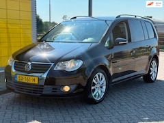 Volkswagen Touran - 1.4 TSI Highline 140PK ECC AIRCO Navi Camera Pdc