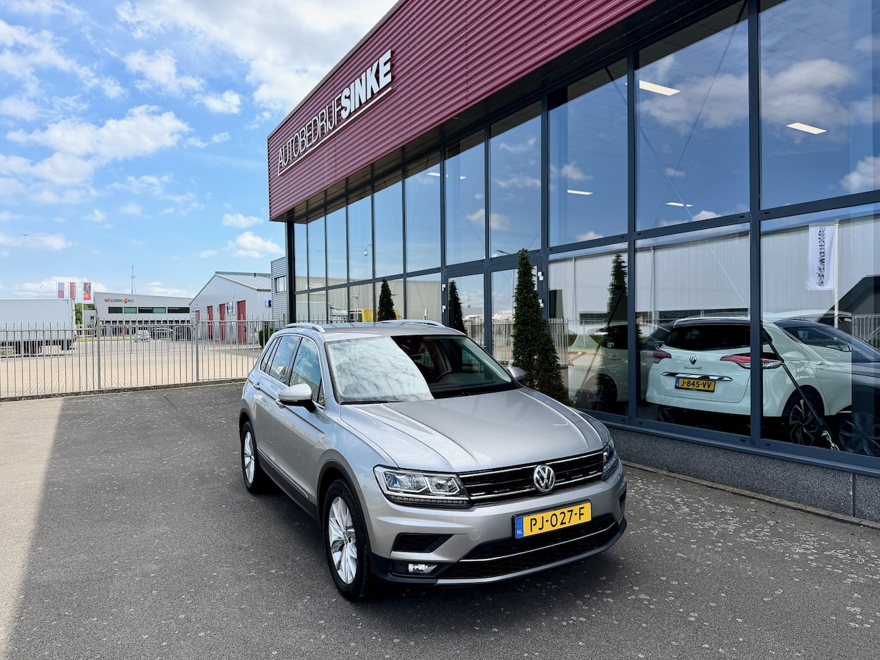 Volkswagen Tiguan - 1.4 TSI ACT Highline ECC ACC NAVI - AutoWereld.nl
