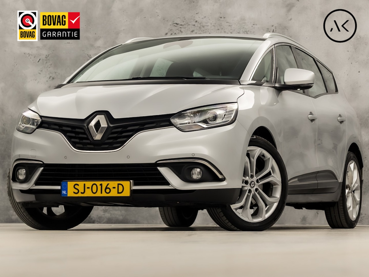 Renault Grand Scénic - 1.4 TCe Sport (APPLE CARPLAY, NAVIGATIE, TREKHAAK, SPORTSTOELEN, LM VELGEN, KEYLESS, CRUIS - AutoWereld.nl