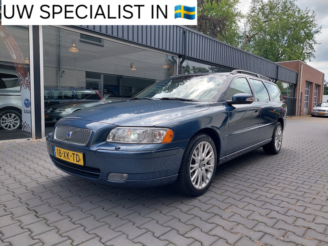 Volvo V70 - 2.4 Edition Sport Xenon Leer Navi Clima Stoelverwarming Spoiler Trekhaak 17 inch Electrisc - AutoWereld.nl