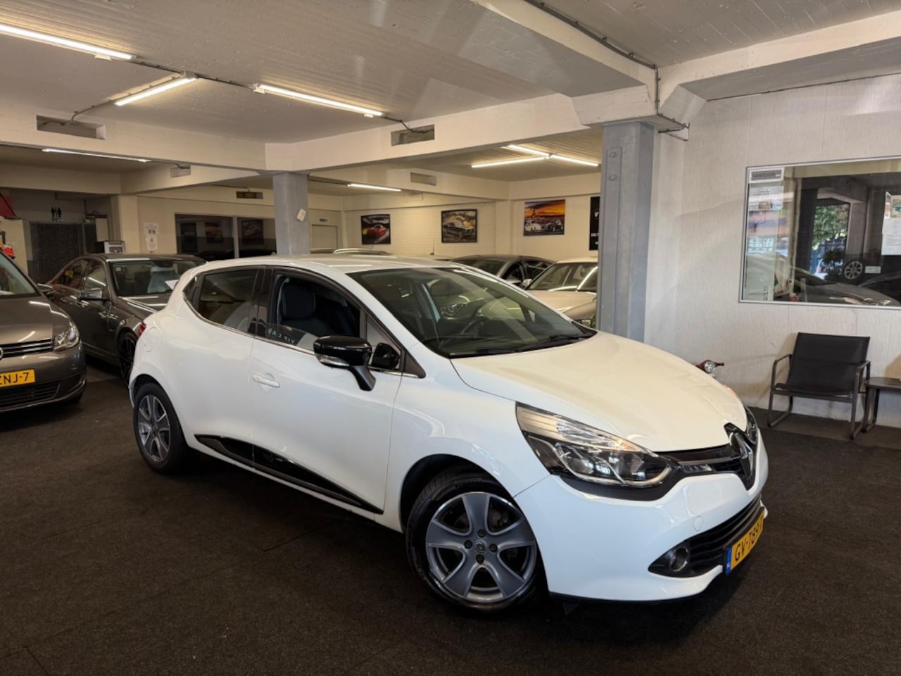Renault Clio - 0.9 TCe Night&Day*NAP*Navi*Velgen - AutoWereld.nl